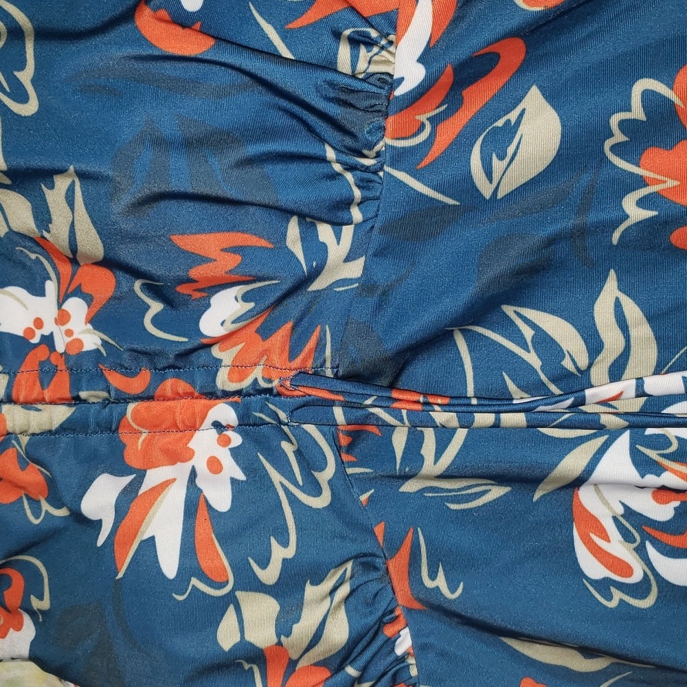 Baleaf Blue Floral Activewear Top Cover up Dress style chest around size 34 NWT - Picture 2 of 6